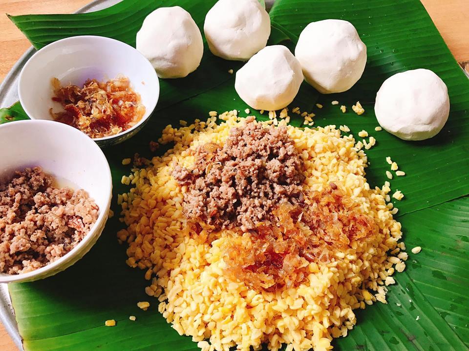 Bánh sắn nhân đậu đen đặc sản Hiền Lương