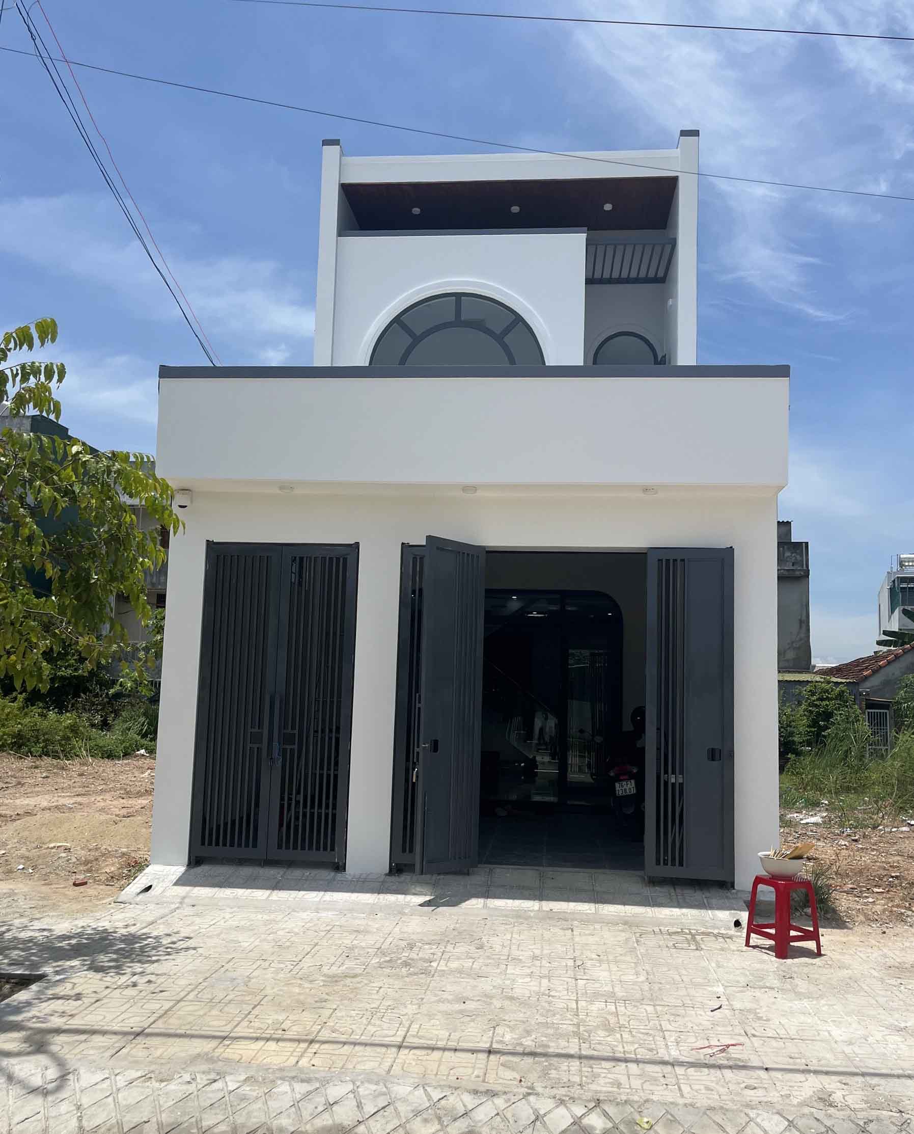 Lắp đặt cửa nhôm Xingfa nhà phố