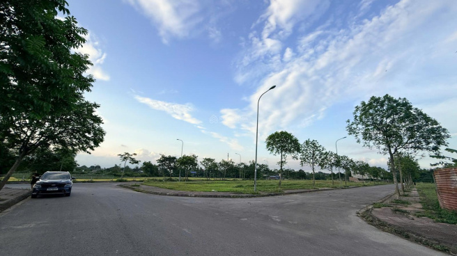 Hình ảnh thực tế biệt thự view suối