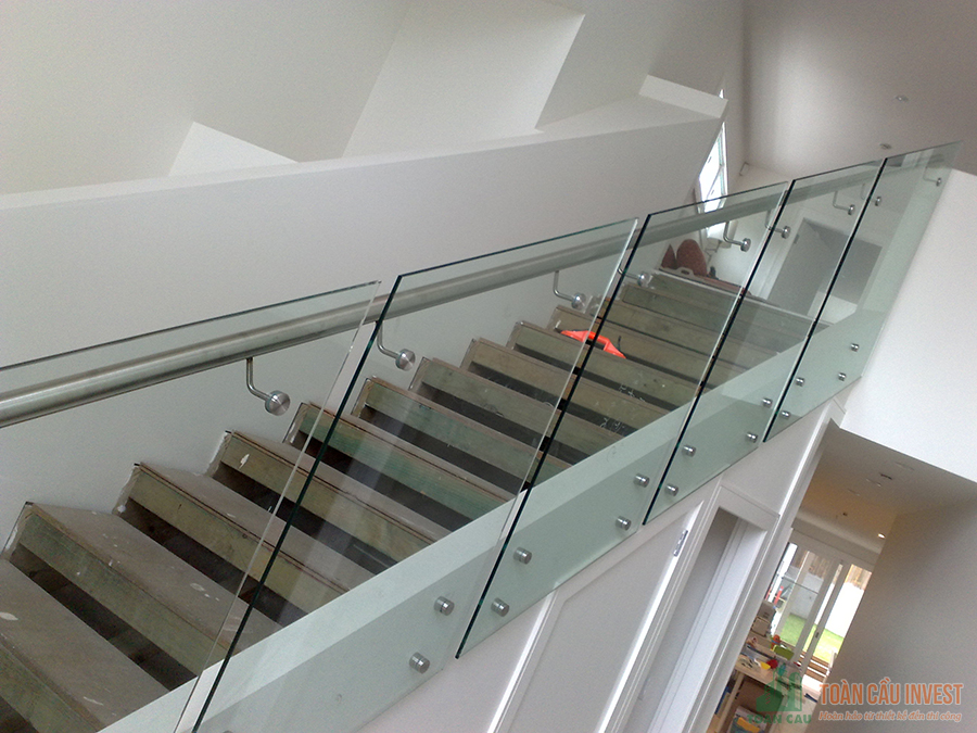 Lan can kính trụ inox Geleximco Hoài Đức