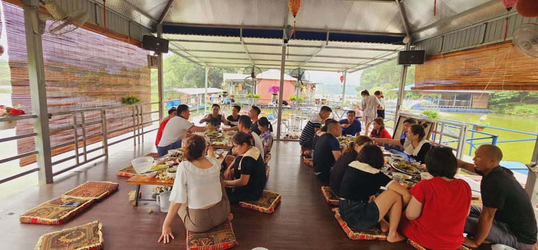 Liên hoa đầm Vân Hội