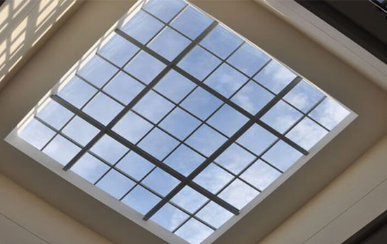 Lắp mái kính giếng trời nhà phố Hà Nội — Nam Phong Glass