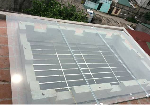 Mái hiên kính lấy sáng sảnh đón