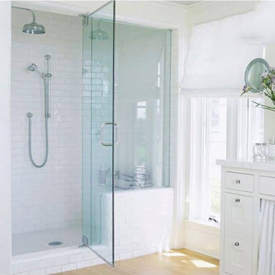 Phòng tắm kính cường lực tại Hà Đông — Nam Phong Glass