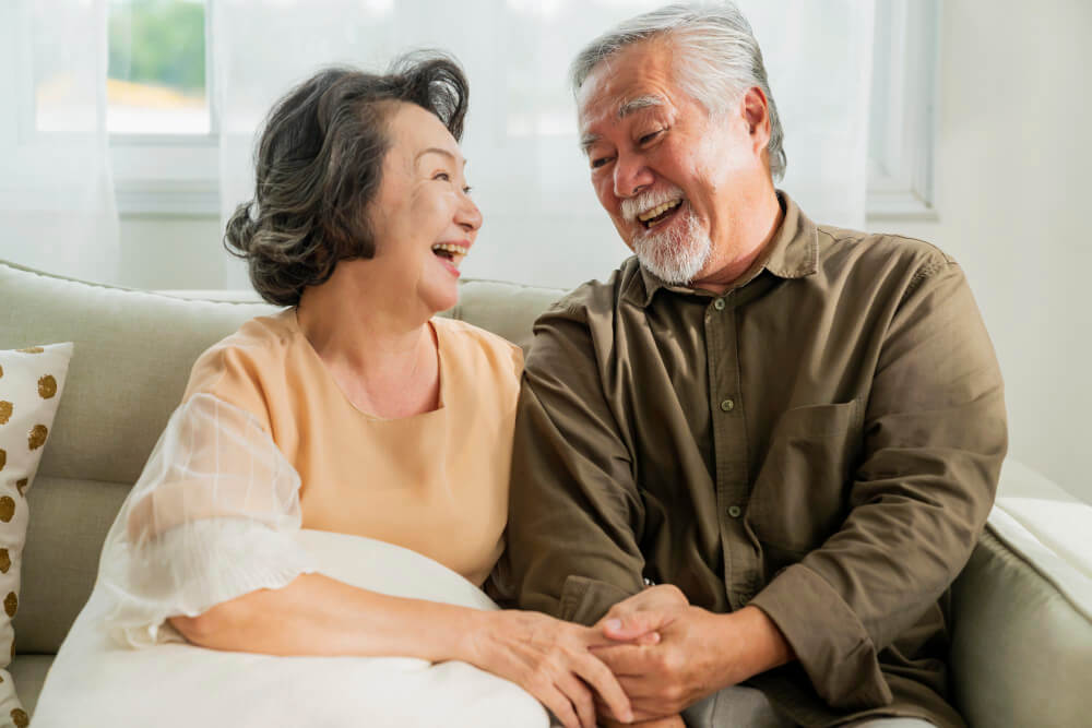 Sữa dinh dưỡng phục hồi sức khỏe cho người lớn tuổi và ông bà tại Bee Mart