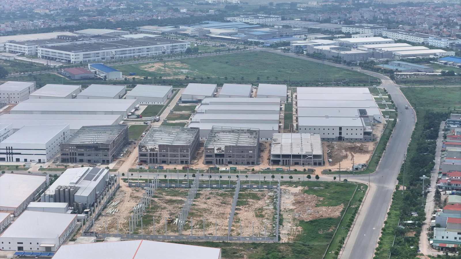 Giấy Phép Môi Trường KCN Bá Thiện 2025: Thời Hạn 7 Năm & Xả Thải