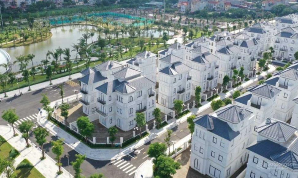 dãy biệt thự ven hồ vinhomes green villas