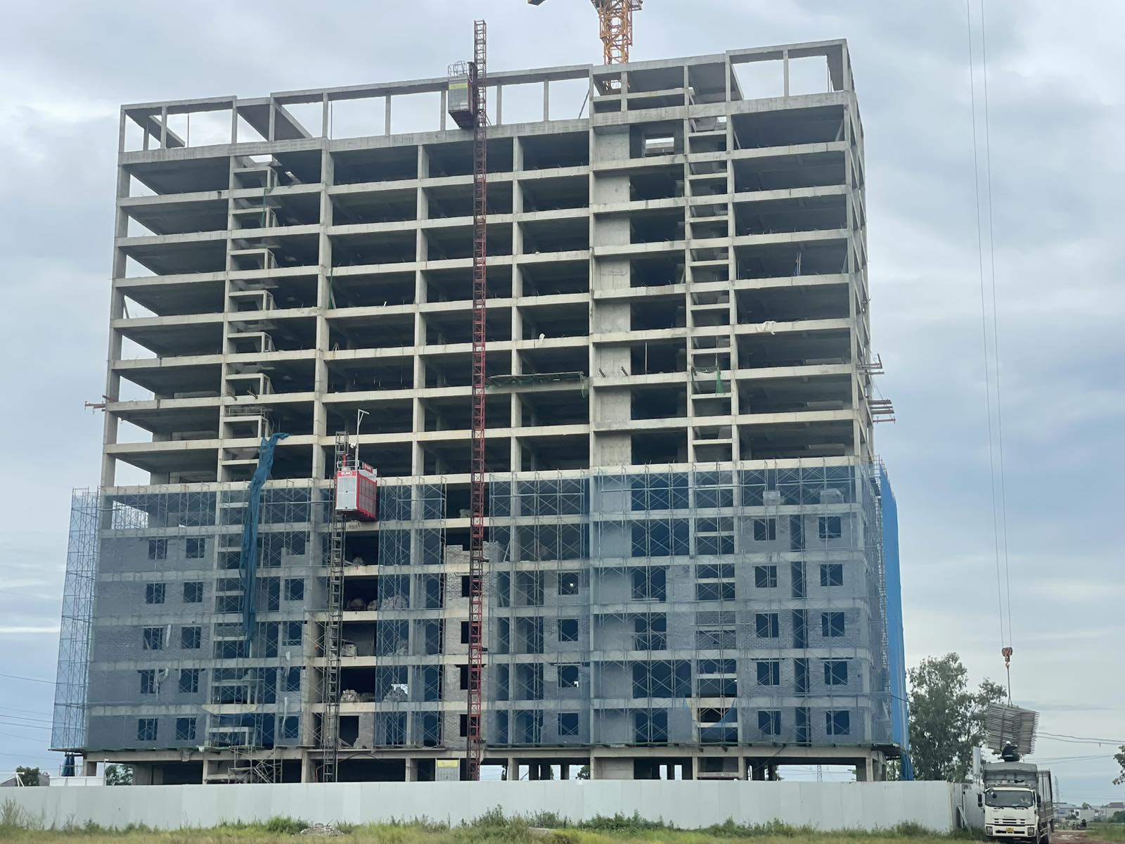 Cận cảnh công tác xây tường bao hoàn thiện tầng 5 và 6 tòa CT5 NOXH Việt Hàn Capital ngày 05/10/2026