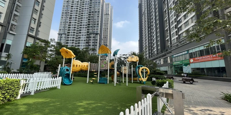 Khu vui chơi trẻ em nội khu