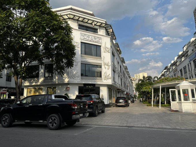 Shophouse cho thuê kinh doanh văn phòng Vinhomes Gardenia